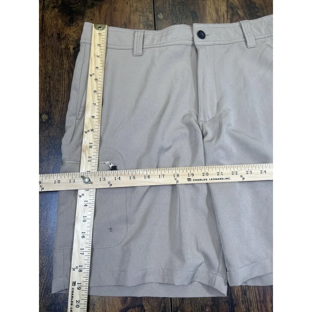 Magellan Shorts Mens 34 Khaki Water Repellent Fishing Active Outdoors Fish Gear